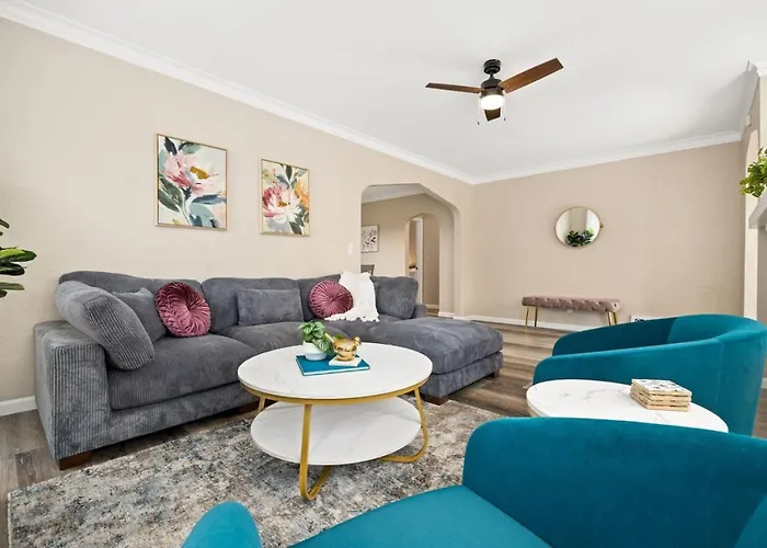 Tranquil 3 Bed Retreat Sleeps 7 * Peoria