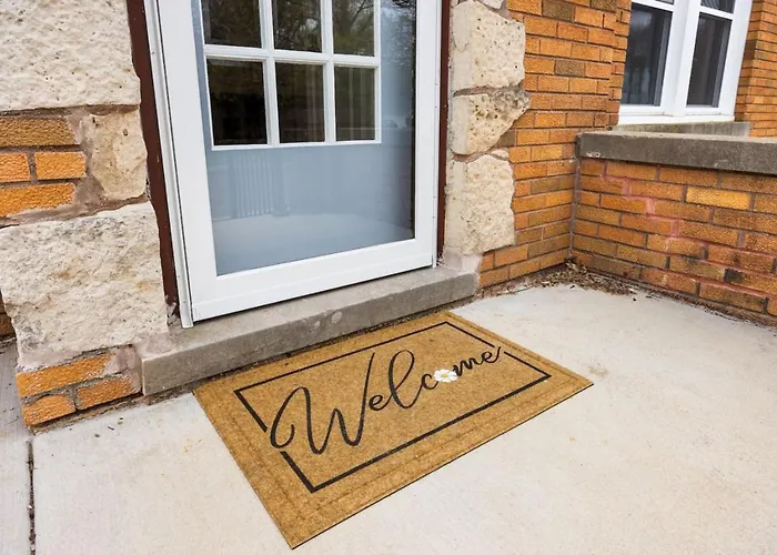 Tranquil 3 Bed Retreat Sleeps 7 Holiday home *