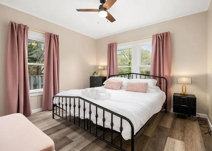 Tranquil 3 Bed Retreat Sleeps 7 Holiday home Peoria